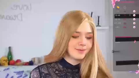 LITTLE FOX online show from 11.07.25