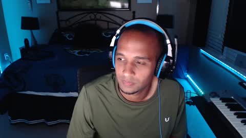 a4orce online show from 09.18.25