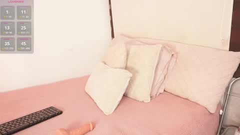 Alexandra  online show from 04.15.26