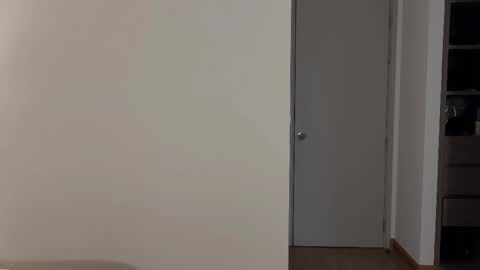 Snapshot of a_p_p_l_e chatting on 02.14.26 Mila and Jess online show from 02.14.26