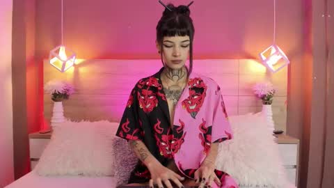 Luni  online show from 11.07.25