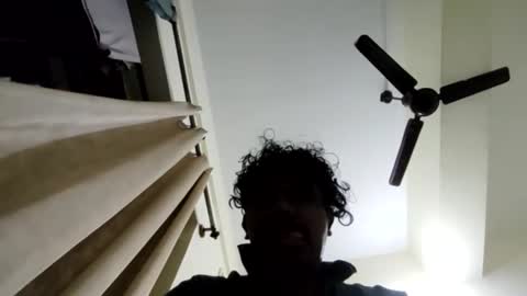 Aachujos online show from 12.03.25