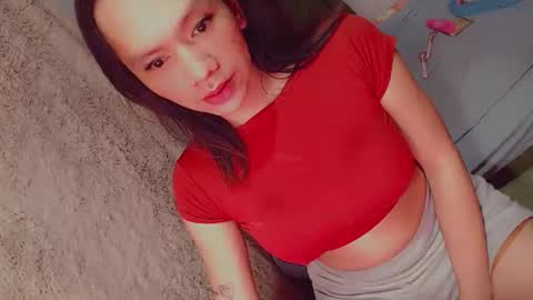 Snapshot of aaliyah04 chatting on 11.16.25 BERLAT online show from 11.16.25