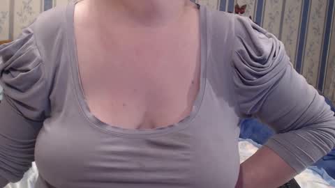 NINA online show from 12.05.25