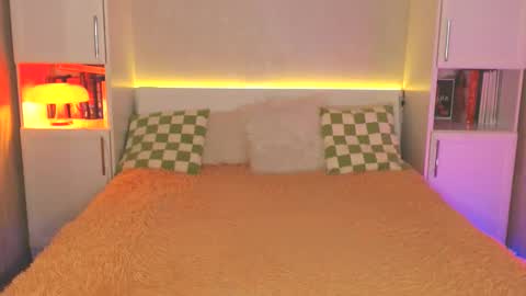 Lea online show from 02.25.25