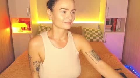 Snapshot of aamica chatting on 06.10.26 Lea online show from 06.10.26