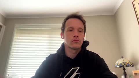 Snapshot of aanal341330 chatting on 09.12.25 Kris online show from 09.12.25