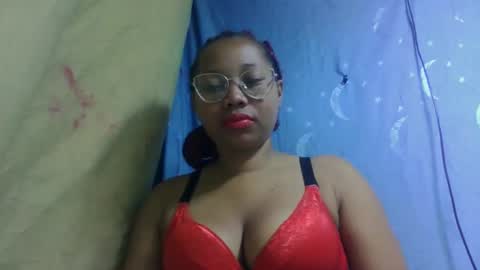 Snapshot of aannickk chatting on 09.16.25 aannickk online show from 09.16.25