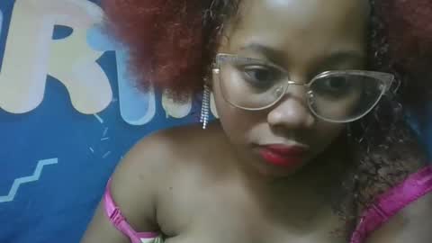 Snapshot of aannickk chatting on 12.13.25 aannickk online show from 12.13.25