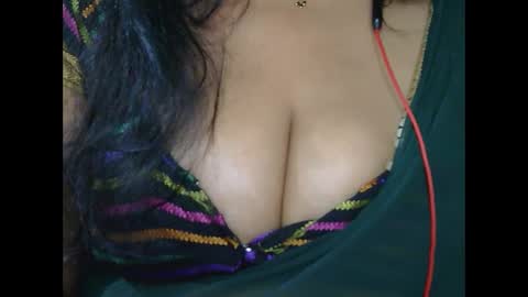 Snapshot of aaradhya_sexy_88 chatting on 01.27.25 aaradhya_sexy_88 online show from 01.27.25