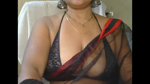 Snapshot of aaradhya_sexy_88 chatting on 10.28.25 aaradhya_sexy_88 online show from 10.28.25