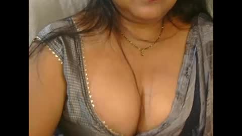 Snapshot of aaradhya_sexy_88 chatting on 03.11.26 aaradhya_sexy_88 online show from 03.11.26