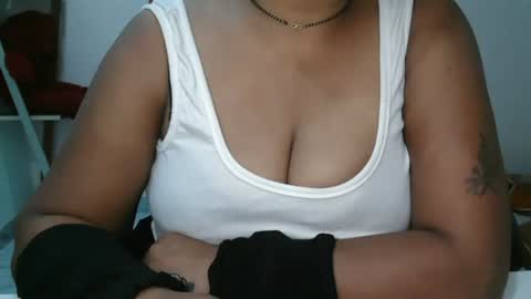 Snapshot of aaradhya_sexy_88 chatting on 07.15.26 aaradhya_sexy_88 online show from 07.15.26