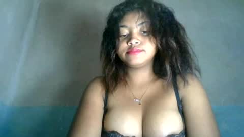 Snapshot of aariciah chatting on 07.27.26 aariciah online show from 07.27.26