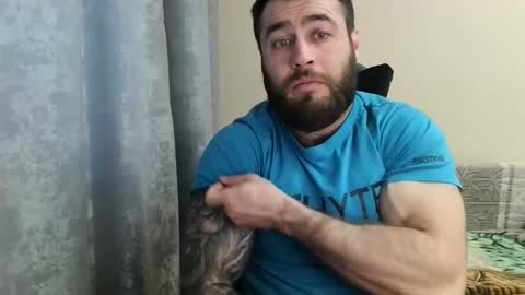 Snapshot of aaron_royal chatting on 04.29.26 Davin tayl online show from 04.29.26