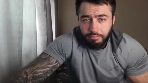 Snapshot of aaron_royal chatting on 05.15.26 Davin tayl online show from 05.15.26