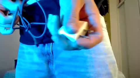 Snapshot of aaron_williams09 chatting on 03.04.25 Your aron online show from 03.04.25