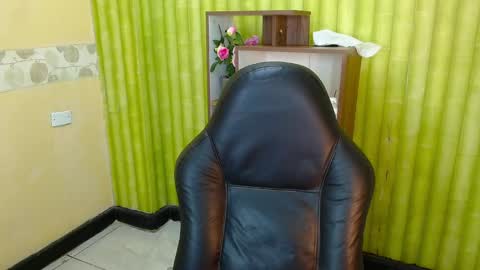 im NiallDun online show from 12.31.24