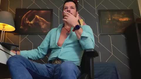 Aaron online show from 11.05.25