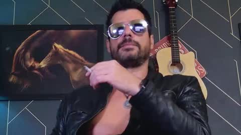 Snapshot of aaronbomer chatting on 03.01.26 Aaron online show from 03.01.26