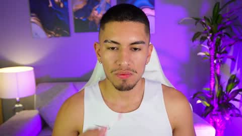 AARON  online show from 01.08.25