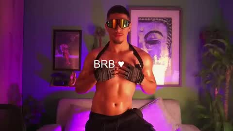 AARON  online show from 11.10.25