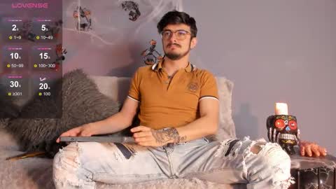 aaronfuentes7 online show from 10.10.25