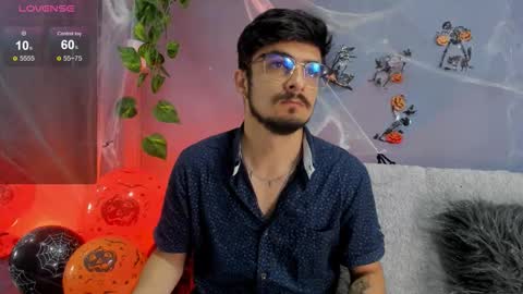 aaronfuentes7 online show from 10.12.25