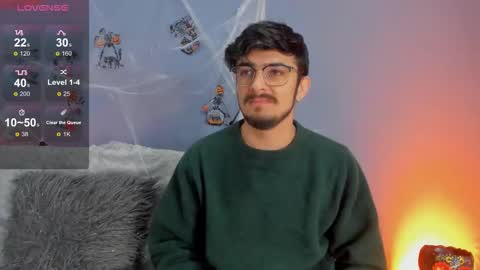 aaronfuentes7 online show from 10.13.25