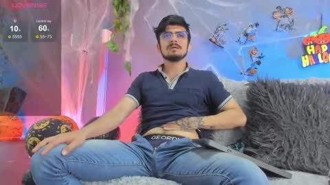 aaronfuentes7 online show from 10.17.25