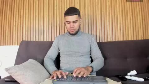 ig aaron hunter123 online show from 03.20.26