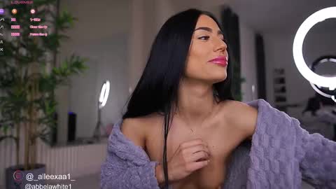 Snapshot of abbela_white chatting on 02.19.25 Alexa online show from 02.19.25