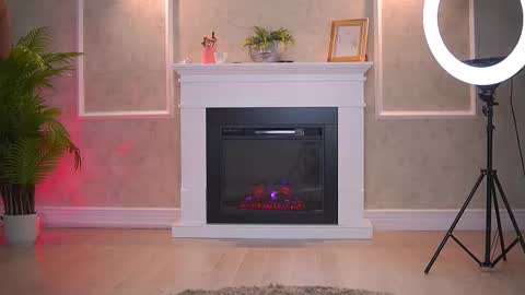 Snapshot of abbela_white chatting on 09.20.25 Alexa online show from 09.20.25