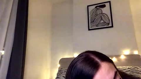 Abbie xo online show from 10.02.25