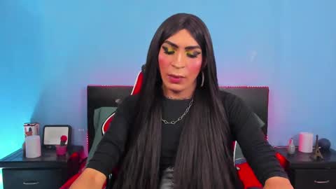 Abbigail Fuster  online show from 12.23.24