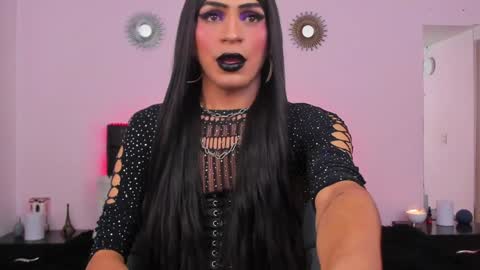 Abbigail Fuster  online show from 02.07.25