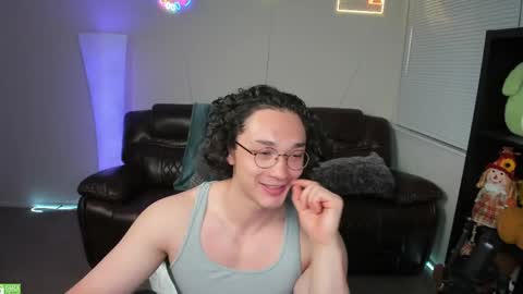 Snapshot of abbuddy920236 chatting on 05.29.26 buddy online show from 05.29.26