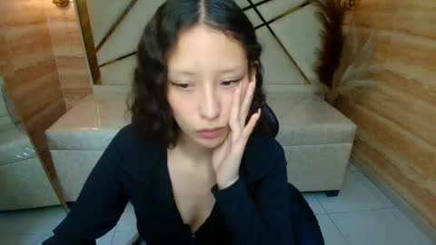 Snapshot of abby__r chatting on 04.29.26 Abby online show from 04.29.26