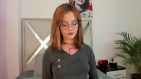 Snapshot of abby_jones2 chatting on 02.11.26 abby jones online show from 02.11.26