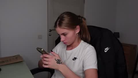 ABBY LAKER online show from 01.08.25