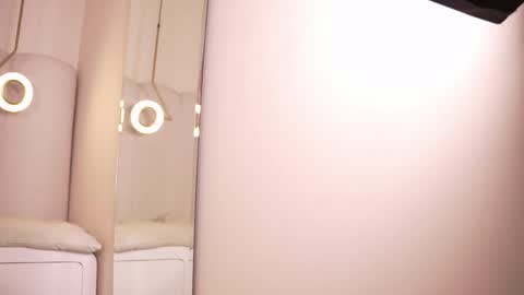 Snapshot of abby_me chatting on 05.26.26 A B B Y online show from 05.26.26