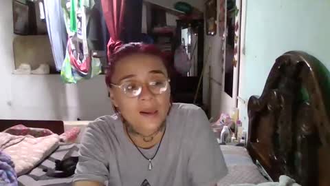 Snapshot of abbyasher chatting on 01.07.25 Abby online show from 01.07.25