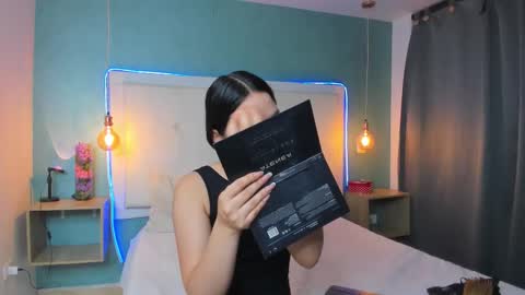 Abby Dixon  online show from 03.23.26