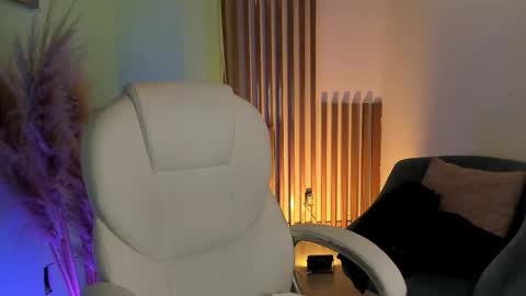 ABBY online show from 11.24.25