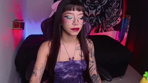 Snapshot of abbylizzyxx chatting on 01.24.25  Abby Lizzy  online show from 01.24.25