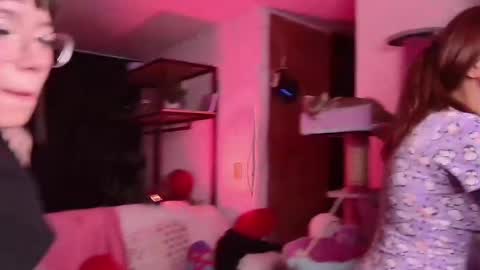 Snapshot of abbylizzyxx chatting on 02.15.25  Abby Lizzy  online show from 02.15.25