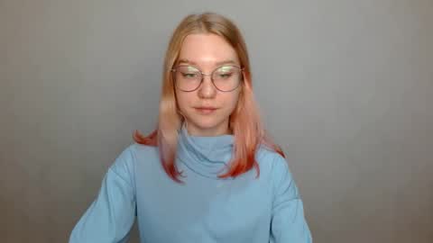 Snapshot of abbymoore__ chatting on 12.20.24 Abby Lovense is active online show from 12.20.24