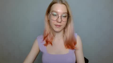 Snapshot of abbymoore__ chatting on 12.24.24 Abby Lovense is active online show from 12.24.24