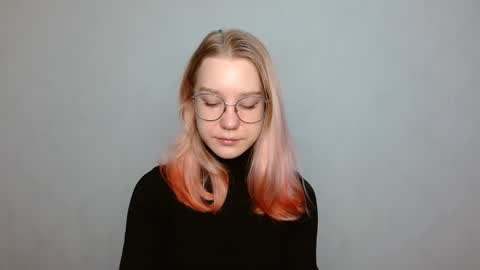 Snapshot of abbymoore__ chatting on 12.26.24 Abby Lovense is active online show from 12.26.24