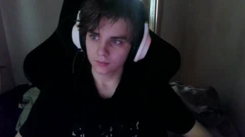 Snapshot of abbysal_blade chatting on 02.17.26 abbysal_blade online show from 02.17.26